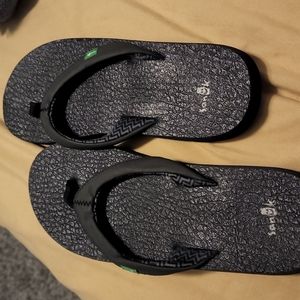 Sanuk flip flops